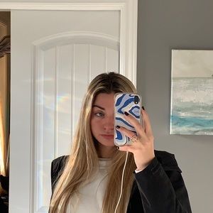 Meet your Posher, Emma